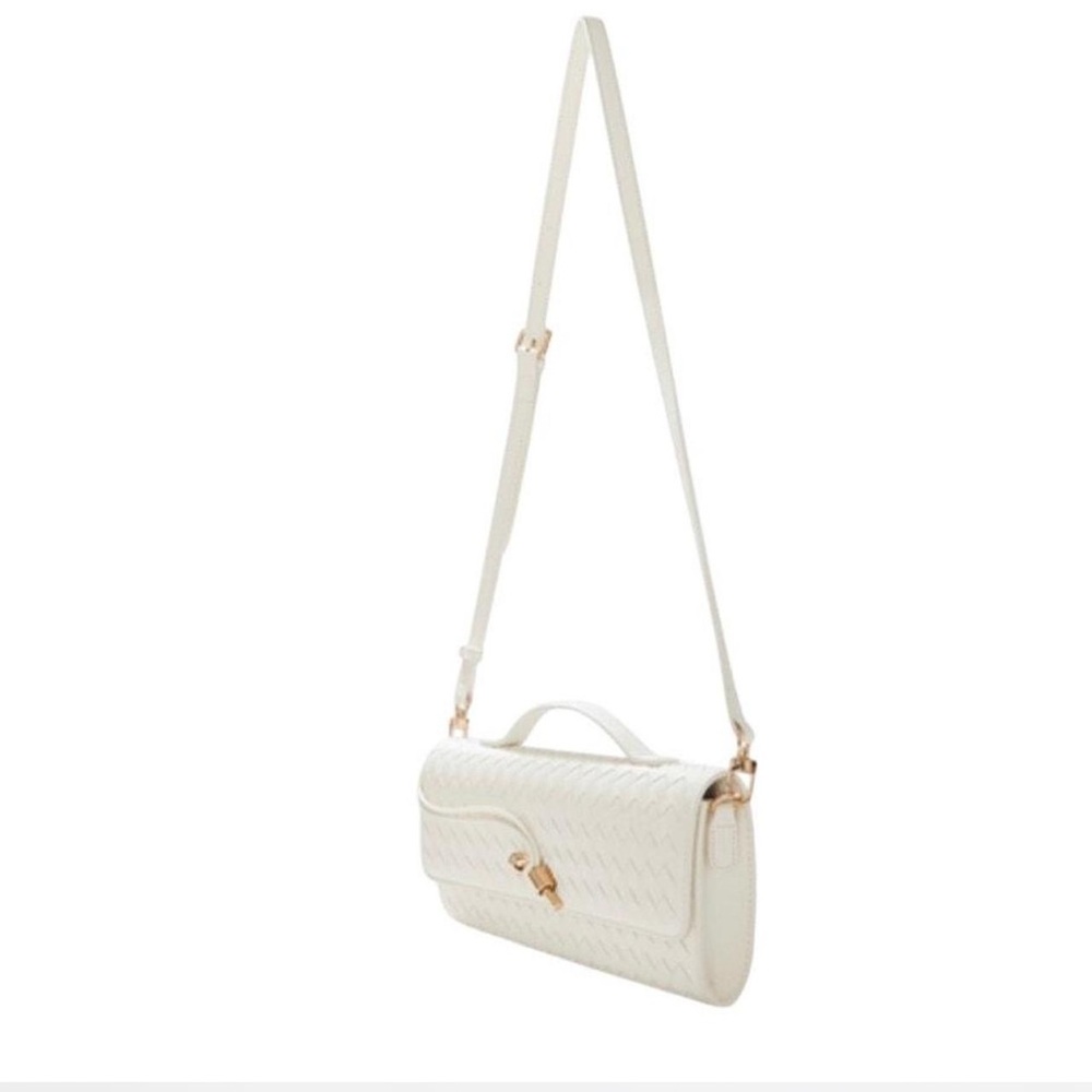 Few Moda East West Theia Clutch With Crossbody Strap - Cream NWT - Picture 5 of 11